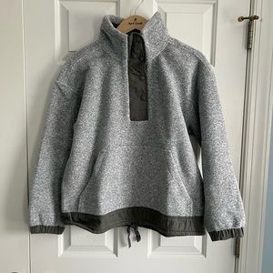 REI Fleece Kangaroo Pouch Size Medium